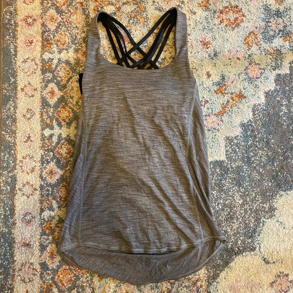 Lululemon tank